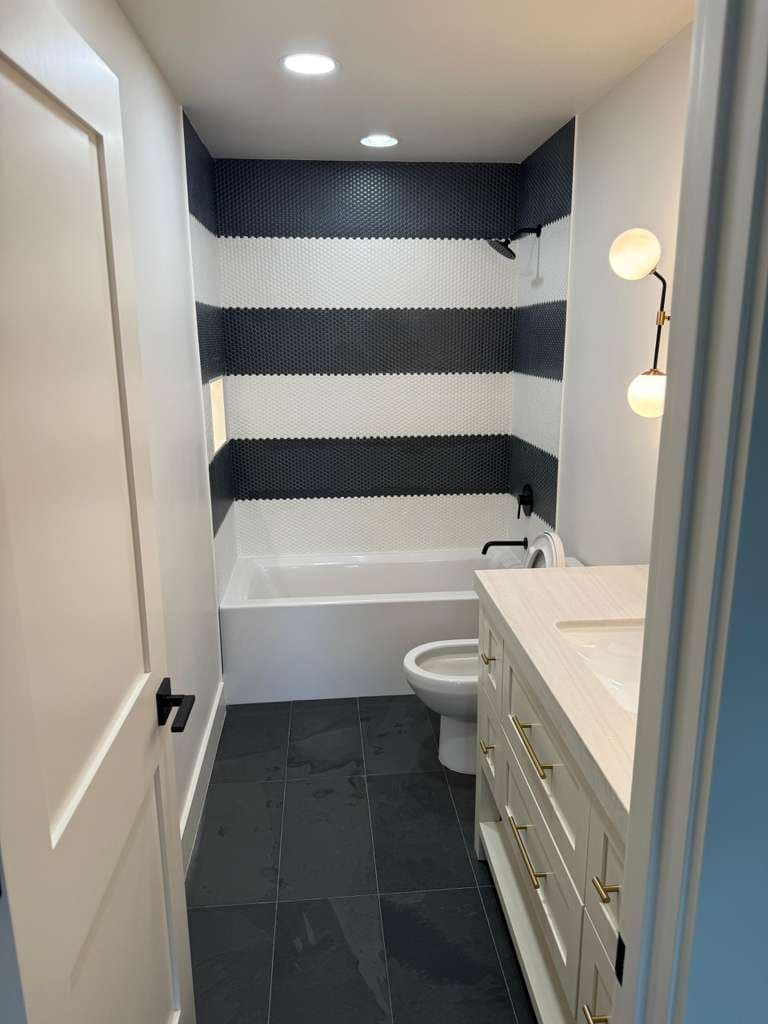 Striped Penny Tile Bathtub